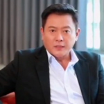 hoanganhquan is swapping clothes online from 