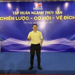 tri11bet is swapping clothes online from 