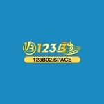 123B is swapping clothes online from 