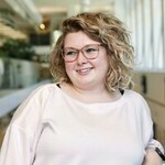 Mary Pitt is swapping clothes online from 