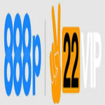 888P555 is swapping clothes online from 