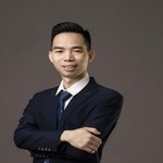 Văn Tài is swapping clothes online from 