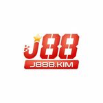 j888kim is swapping clothes online from 