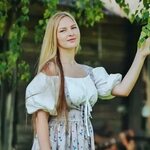 Escorts in Abu Dhabi is swapping clothes online from 