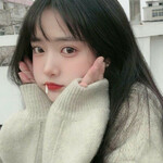 kareenhu is swapping clothes online from 