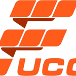 sanxuattudien is swapping clothes online from 