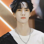 tlavosa is swapping clothes online from 