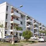 reeltor53 is swapping clothes online from 