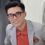 hoang88ivina is swapping clothes online from 