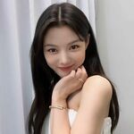 outlookindiacomm1 is swapping clothes online from 