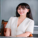 hannahlam is swapping clothes online from 