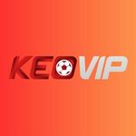 keonhacai_castlepines is swapping clothes online from 