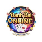 CEO Ngọc Thanh Rose is swapping clothes online from 