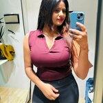 poorbigupta is swapping clothes online from 