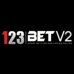 123BET is swapping clothes online from 
