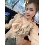 Trường an is swapping clothes online from 