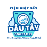 giatsaydautay is swapping clothes online from 