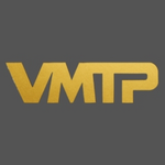 vuamaythucpham is swapping clothes online from 