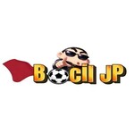 BocilJP is swapping clothes online from 