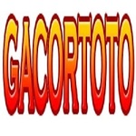 gacortotoclub is swapping clothes online from 
