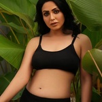 dollsritikiapatel is swapping clothes online from 
