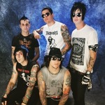 avengedsevenfoldmerch is swapping clothes online from 
