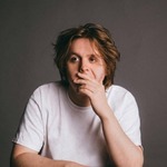 lewiscapaldimerch is swapping clothes online from 