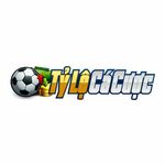 TyLeCaCuoc is swapping clothes online from 