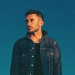 philwickhammerch is swapping clothes online from 