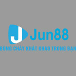 jjun88stcom1 is swapping clothes online from 