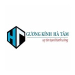Gương Kính Hà Tâm is swapping clothes online from 
