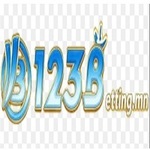 123B is swapping clothes online from 