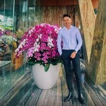 CEO Đặng Hải Âu is swapping clothes online from 