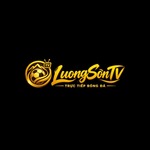 Luongsoncommx is swapping clothes online from 